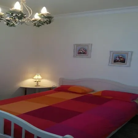 104435 - House In * לה אורוטבה